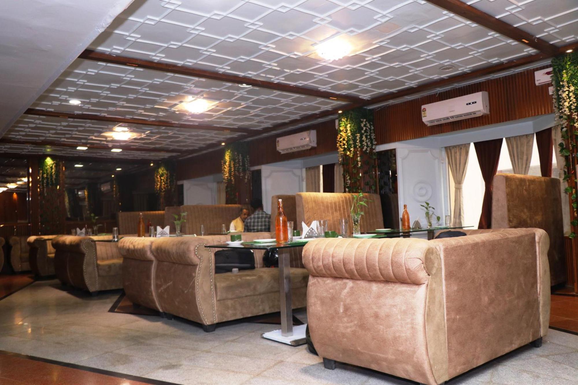 Hotel Samrat International Patna  Kültér fotó