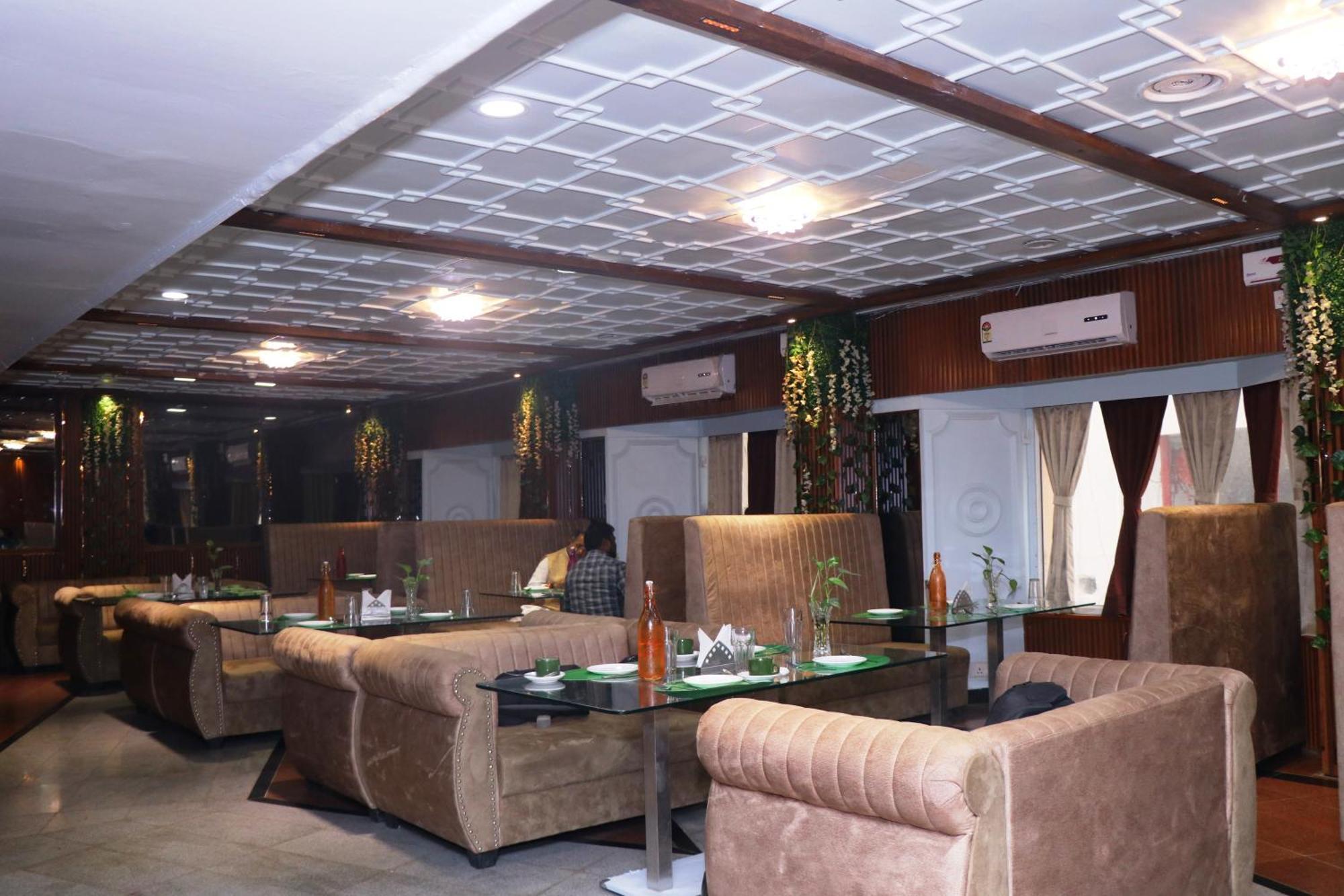 Hotel Samrat International Patna  Kültér fotó