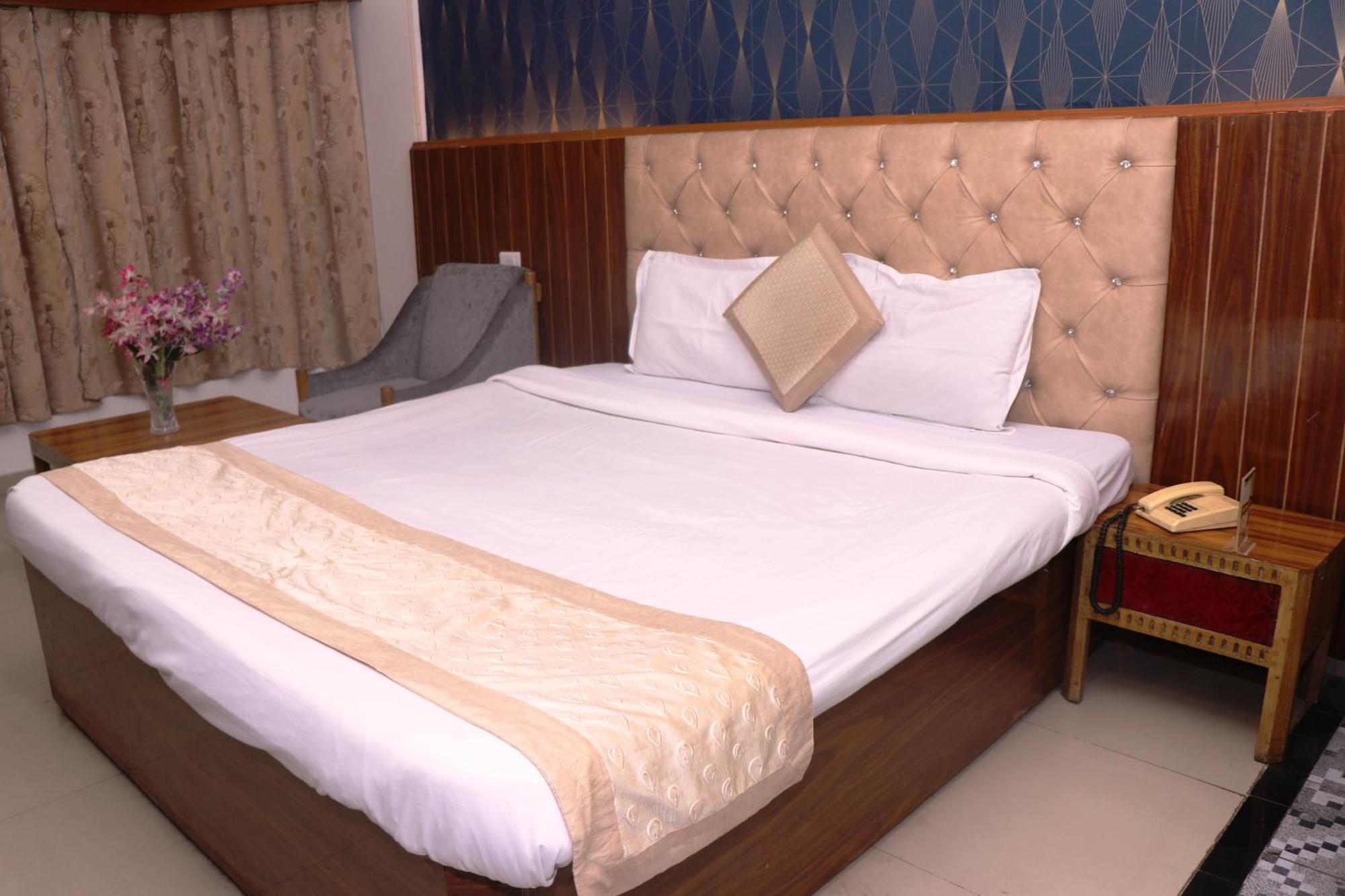 Hotel Samrat International Patna  Kültér fotó