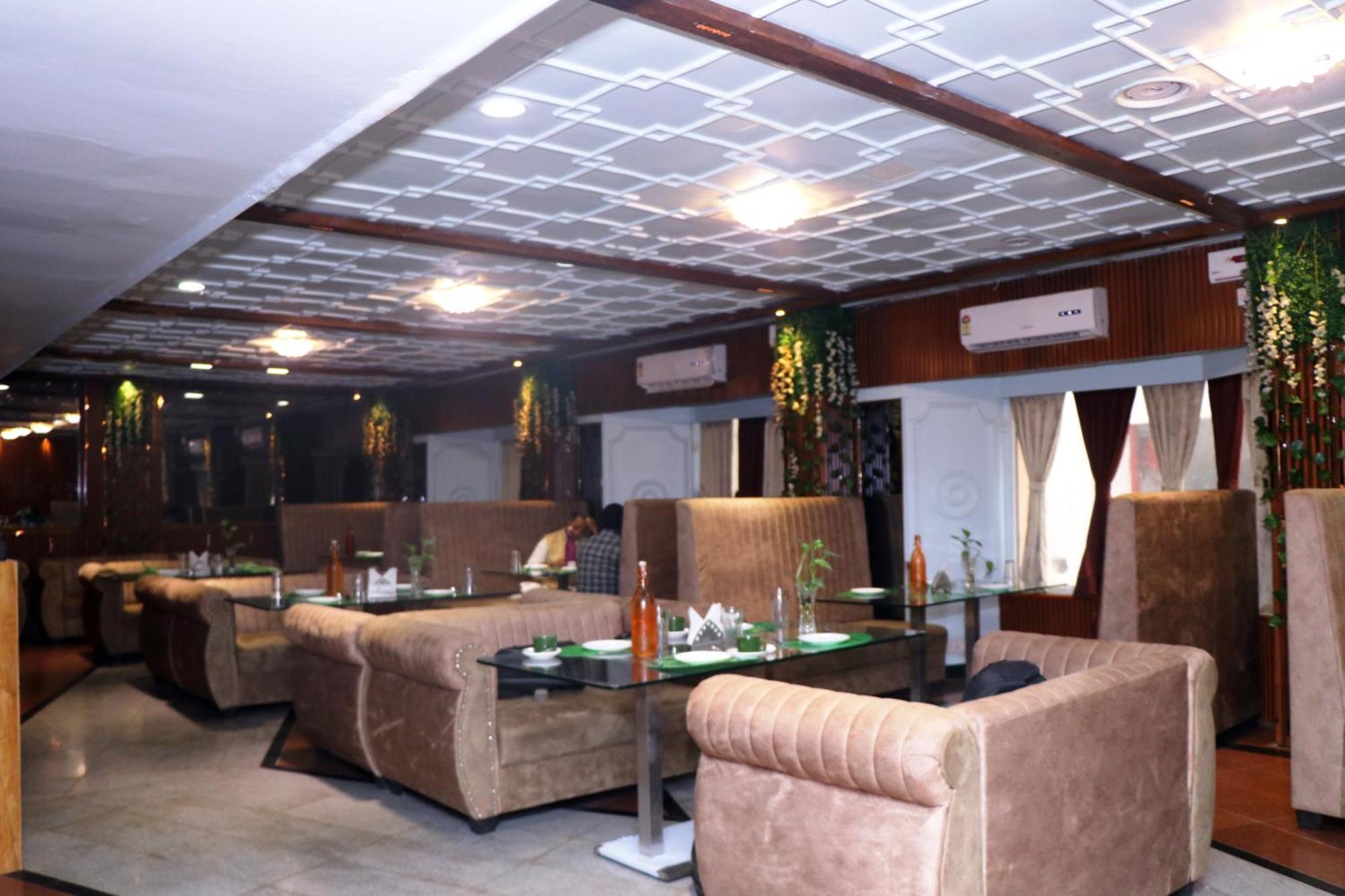 Hotel Samrat International Patna  Kültér fotó